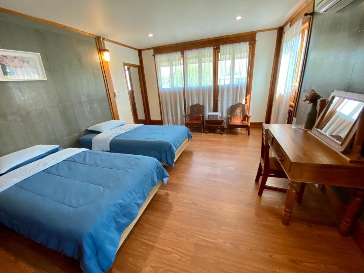 Tha Ma-O Bouteak Homestay - Self Check-In Lampang Esterno foto