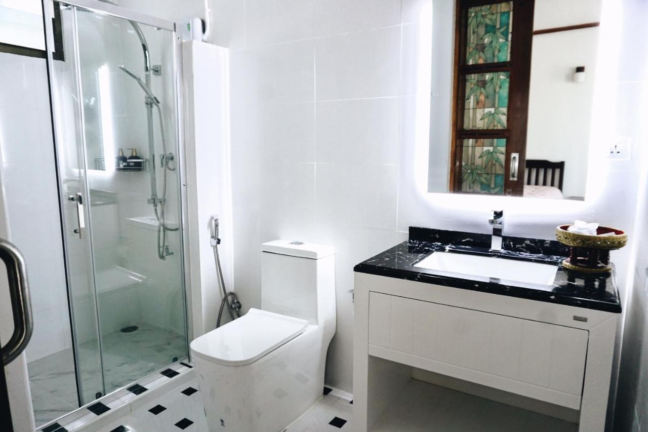Tha Ma-O Bouteak Homestay - Self Check-In Lampang Esterno foto