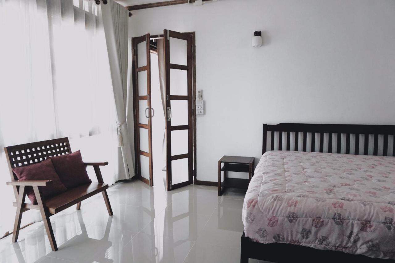 Tha Ma-O Bouteak Homestay - Self Check-In Lampang Esterno foto
